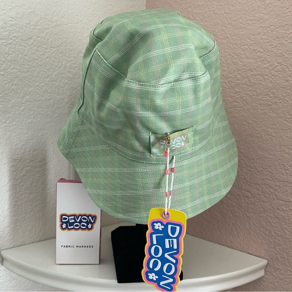 Lack of Color NWT Devon Lee Carlson Collaboration Green Plaid/Beige Bucket Hat - Picture 9 of 15